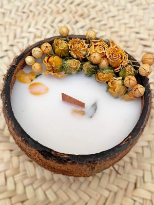 Peru Cat Handmade Doğal Hindistan Cevizi Kabuğunda %100 Organik Soya Mumu Gül Süslemeli PCH-BLOSSOM-51