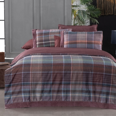 Sarev Kajanı Saten Çift Kişilik Mürdüm Nevresim Takımı