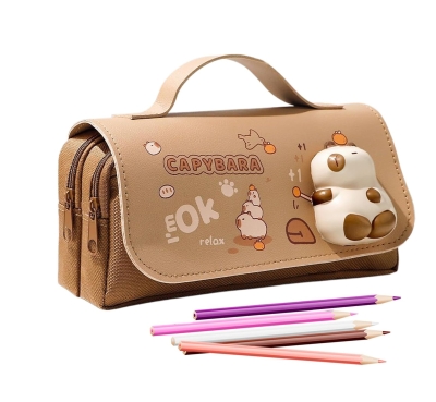 Şirin Kapibara Desenli Kırtasiye Yüksek Kapasiteli Kalemlik