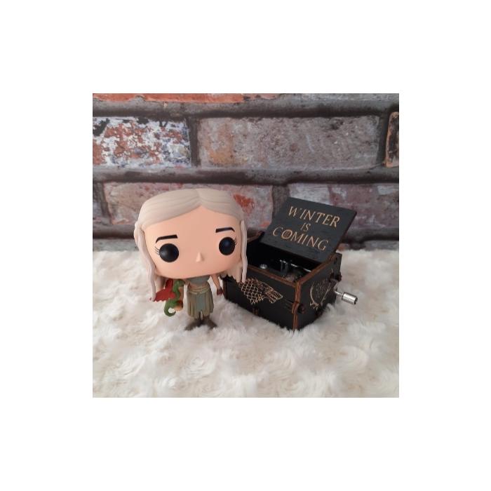 Game Of Thrones Daenerys Targaryen Figur Ve Cevirmeli Muzik Kutusu Netavantaj