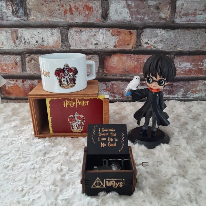 Harry Potter Hedwig Figur Kupa Ve Cevirmeli Muzik Kutusu Seti Netavantaj