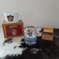 Harry Potter Kar Küresi Kupa ve Çevirmeli Müzik Kutusu Hediye Seti