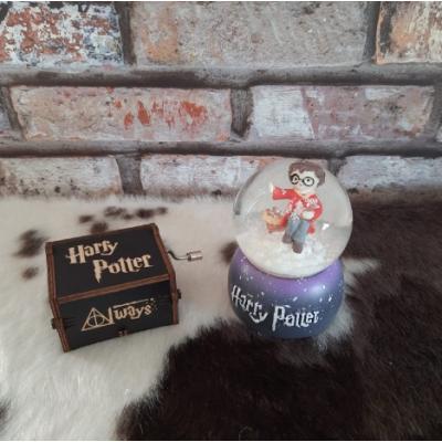 Harry Potter Kar Küresi ve Siyah Çevirmeli Müzik Kutusu Seti