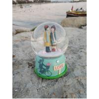 Romantik Buluşma Yan Yana Aşıklar Müzikli Dönen Romantik Kar Küresi