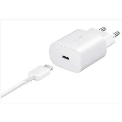 Samsung TA80 TypeC 25W Siyah Hızlı Şarj Aleti Beyaz