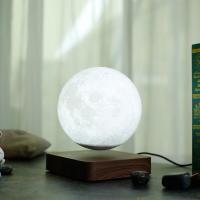 Uçan Ay Moon Lamba Manyetik Levitasyon Gece Lambası