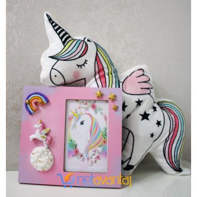 Unicorn Yastık ve 3D Çerçeve Hediye Seti