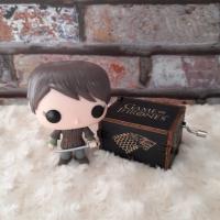 Game Of Thrones Arya Stark Figür ve Çevirmeli Müzik Kutusu