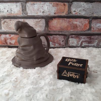 Harry Potter Seçmen Şapka 3D Kupa ve Çevirmeli Müzik Kutusu Seti