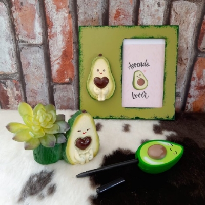 Avokado Çerçeve Saksı ve Jel Kalem Hediye Seti