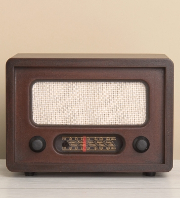 Nostaljik USBli Kumandalı Ahşap Büyük Boy Adaptörlü Retro Radyo