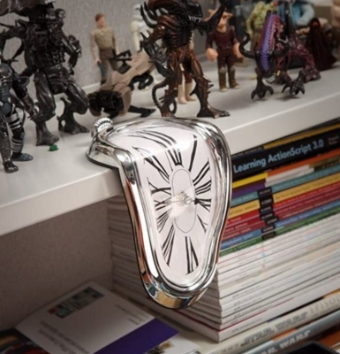 Salvador Dali Melting Clock Eriyen Saat Gri