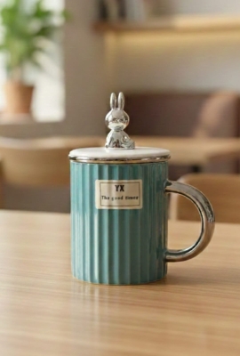 Astronot Tavşan Kapaklı Kupa Bardak Yeşil