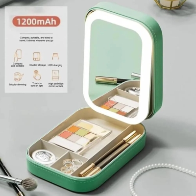 Led Işıklı Aynalı Bölmeli Yeşil Makyaj Çantası