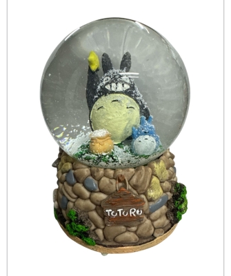Totoro Yıldız Müzikli Işıklı Püskürtmeli Büyük Boy Kar Küresi